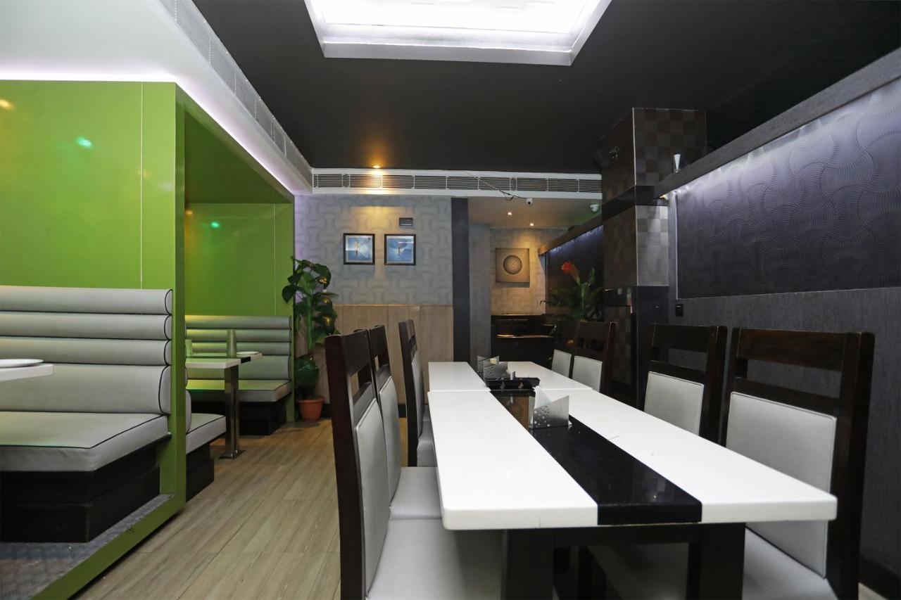 Oyo 4065 Hotel Richi Bhubaneswar Exteriör bild