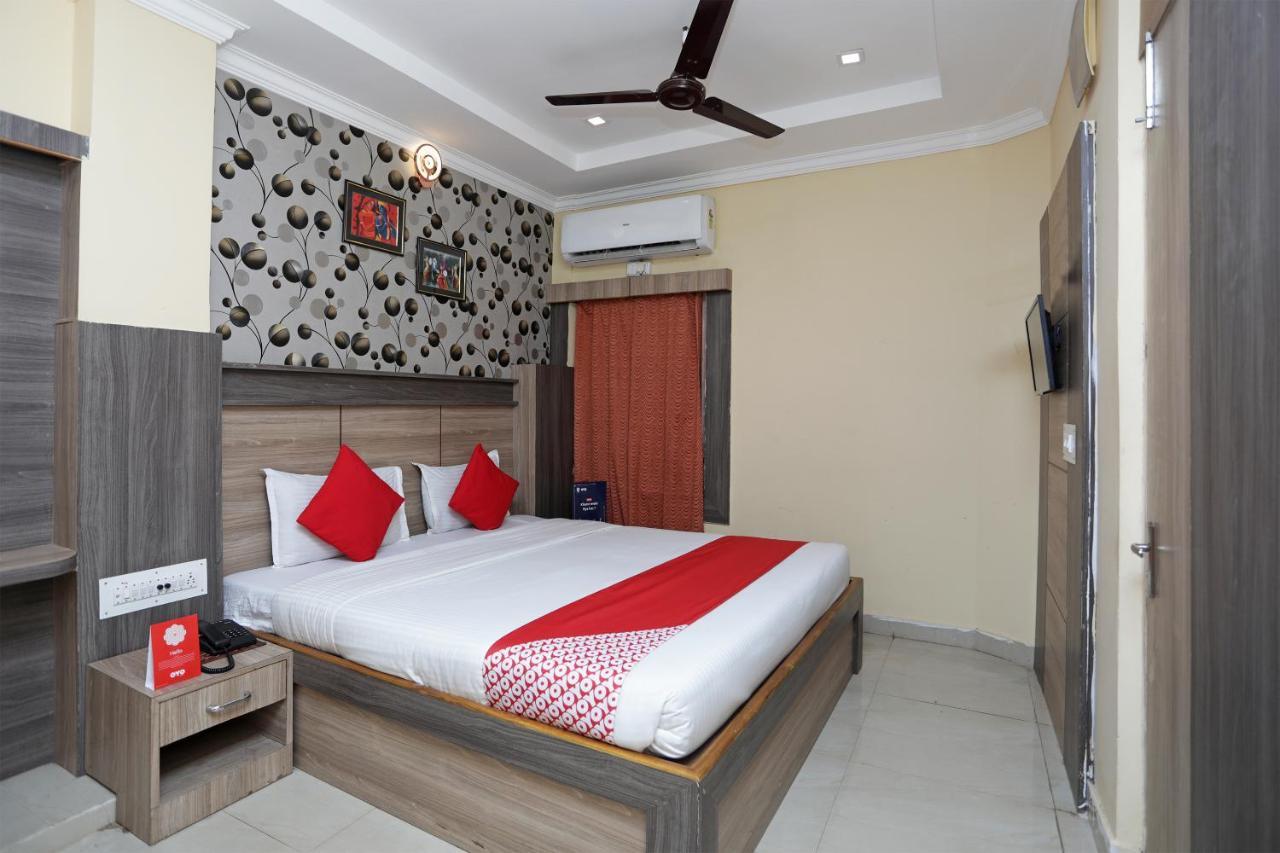 Oyo 4065 Hotel Richi Bhubaneswar Exteriör bild