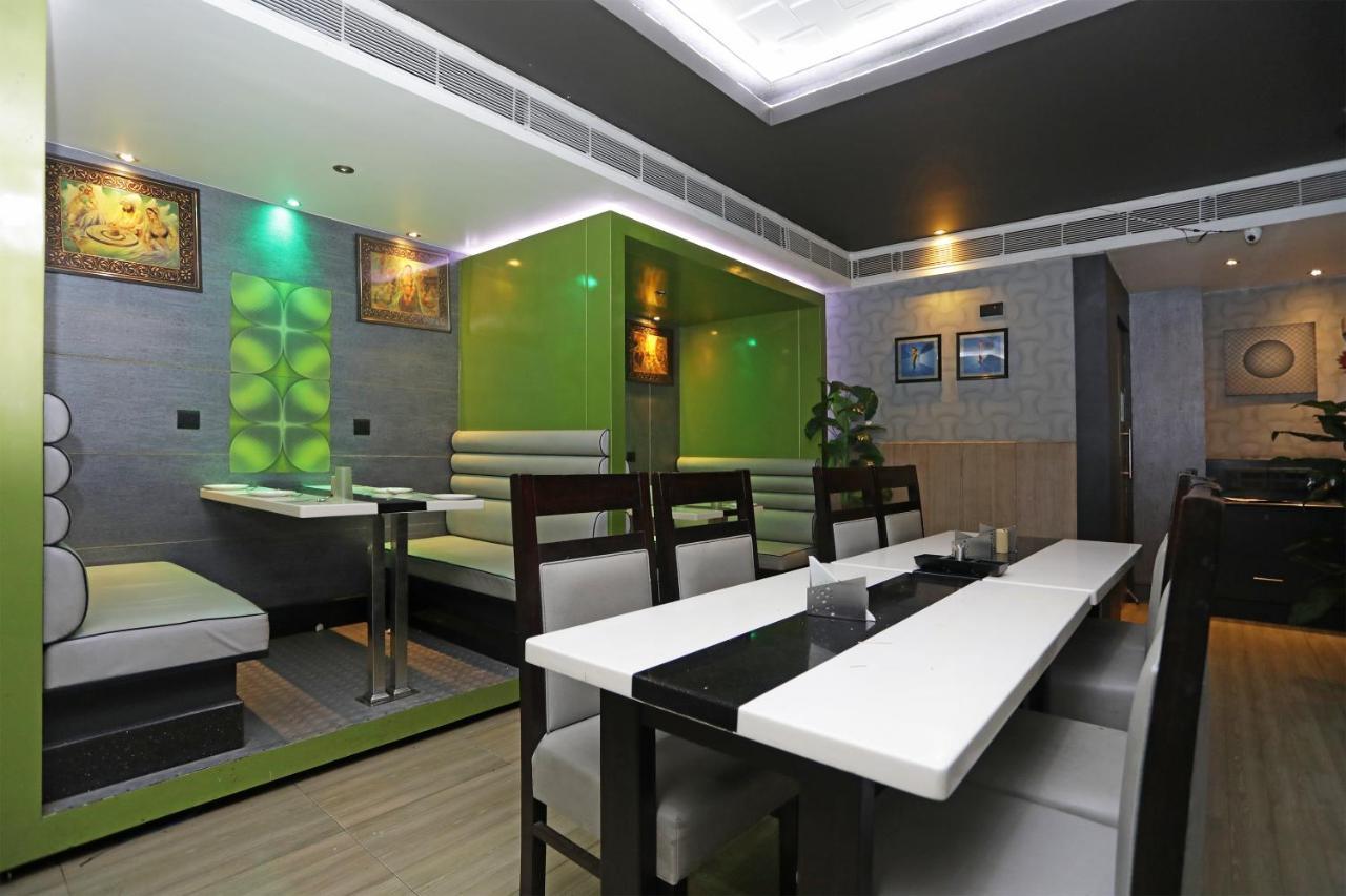 Oyo 4065 Hotel Richi Bhubaneswar Exteriör bild