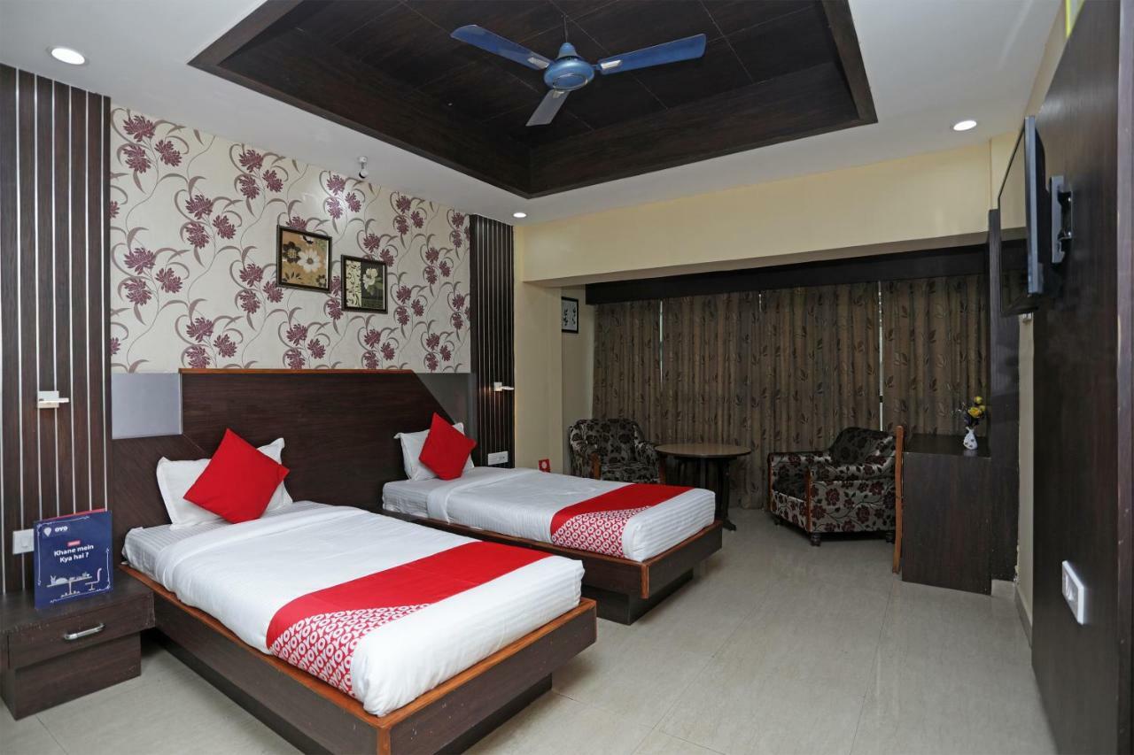 Oyo 4065 Hotel Richi Bhubaneswar Exteriör bild